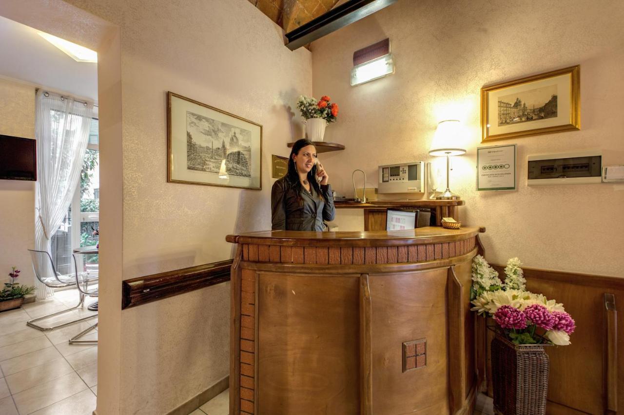 Hotel Espana - Gruppo Blam Hotels Róma Kültér fotó