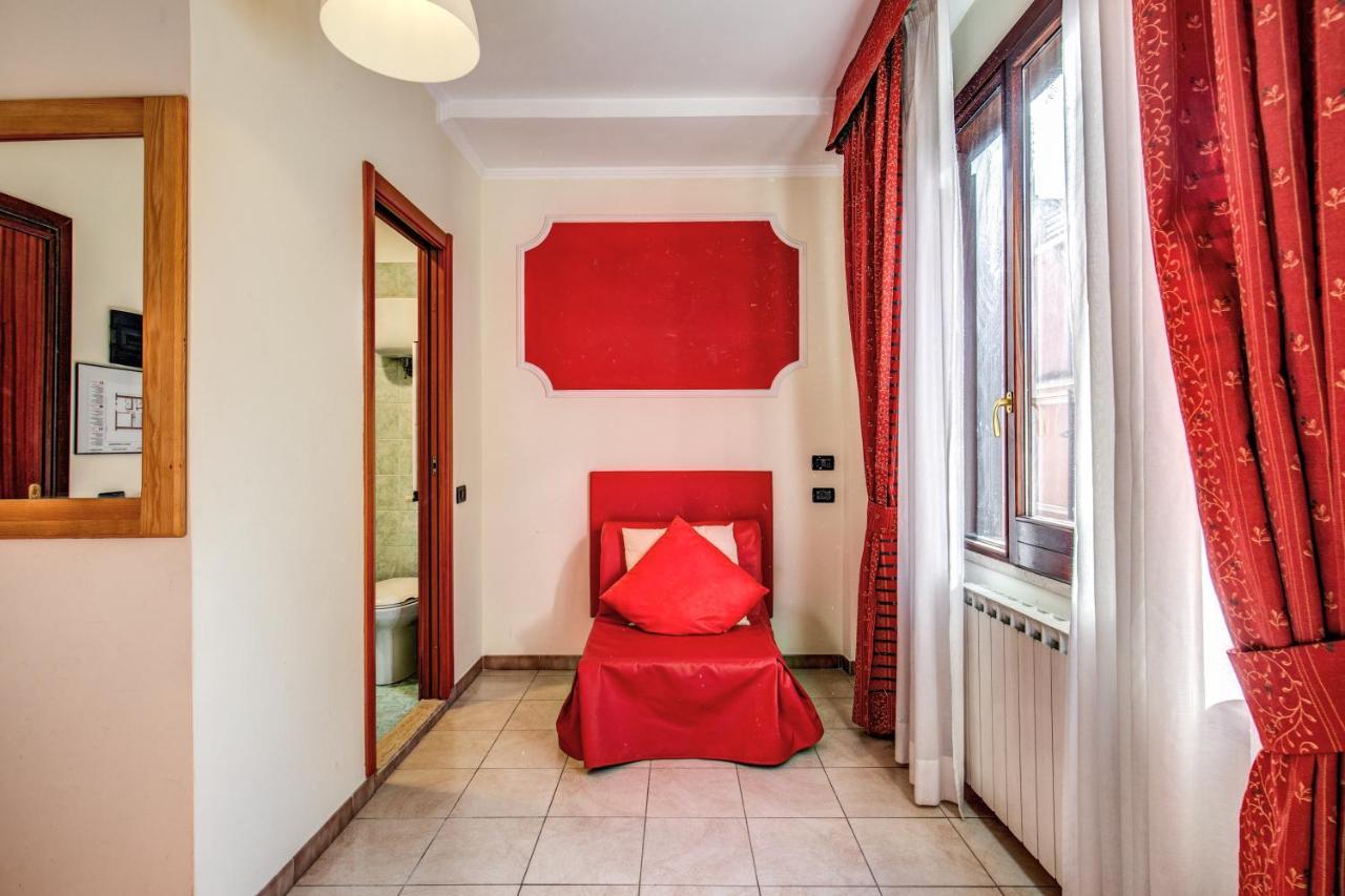 Hotel Espana - Gruppo Blam Hotels Róma Kültér fotó